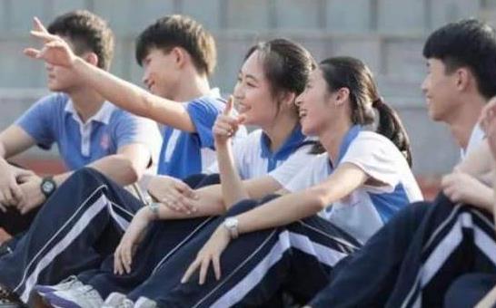 初中200多分可以上什么中專技校？