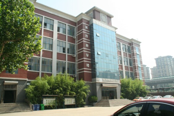 石家莊有沒(méi)有地鐵學(xué)校？