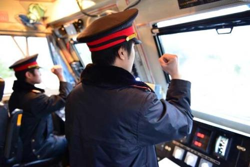 石家莊東華鐵路學(xué)?；疖囁緳C(jī)專業(yè)需要考證嗎？