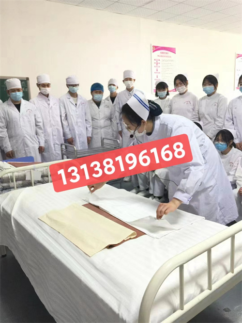 2024年石家莊白求恩醫(yī)學(xué)中專(zhuān)學(xué)校護(hù)理專(zhuān)業(yè)收費(fèi)