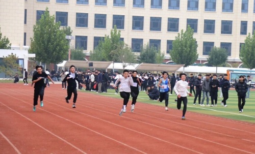 2026年石家莊東華鐵路學校卡分嗎？